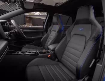 Interior Volkswagen Golf R [Australia] '2025–pr.