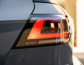 Volkswagen Golf TDI R-Line [Japan] '2024–pr.