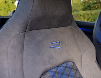 Interior Volkswagen Golf R [UK-spec] '2024–pr.