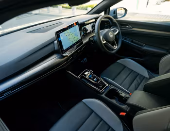Interior Volkswagen Golf TDI R-Line [Japan] '2024–pr.