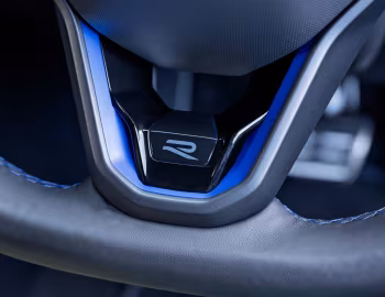 Volkswagen Golf R [UK-spec] '2024–pr.