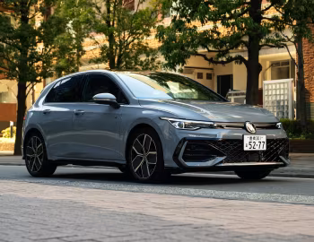 Volkswagen Golf TDI R-Line [Japan] '2024–pr.