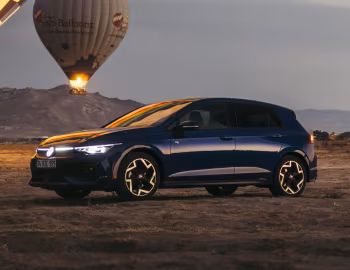 Volkswagen Golf R [Worldwide] '2024–pr.