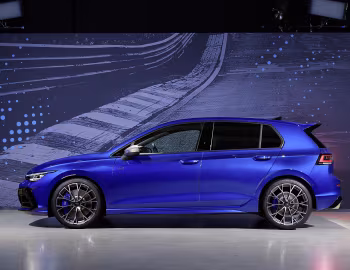 Volkswagen Golf R [Worldwide] '2024–pr.