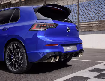 Volkswagen Golf R [Worldwide] '2024–pr.