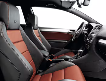 Interior Volkswagen Golf R 3-door (Typ 5K) '2009–13