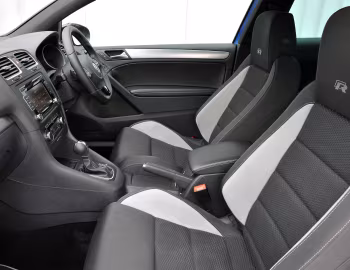 Interior Volkswagen Golf R 3-door [UK-spec] (Typ 5K) '2009–13