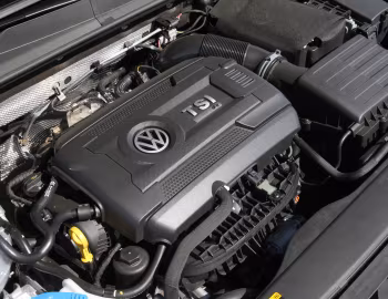 Bajo el capó Volkswagen Golf R 5-door [Worldwide] (Typ 5G) '2013–17
