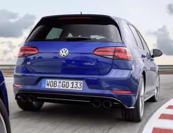 Volkswagen Golf R 5-door [Worldwide] (Typ 5G) '2017–20