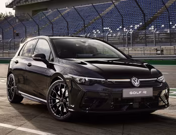 Volkswagen Golf R "Black Edition" [Worldwide] '2024–pr.
