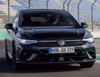 Volkswagen Golf R "Black Edition" [Worldwide] '2024–pr.