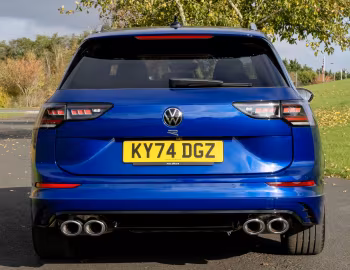 Volkswagen Golf R Estate [UK-spec] '2024–pr.