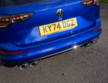 Volkswagen Golf R Estate [UK-spec] '2024–pr.