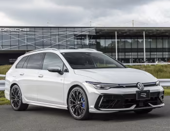 Volkswagen Golf R Variant [Japan] '2025–pr.
