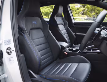 Interior Volkswagen Golf R Variant [Japan] '2025–pr.