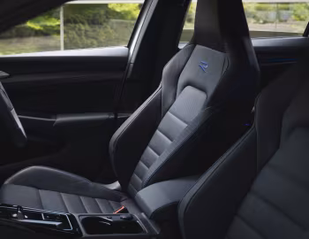 Interior Volkswagen Golf R Variant [Japan] '2025–pr.