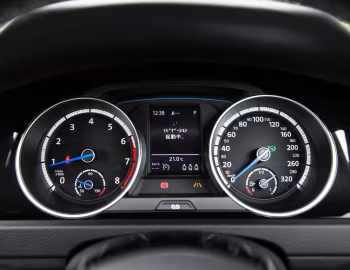 Torpedo Volkswagen Golf R Variant [Japan] (Typ 5G) '05.2015–05.2017