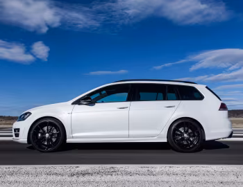 Volkswagen Golf R Wagon "Wolfsburg Edition" [Australia] (Typ 5G) '2015