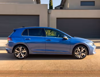 Volkswagen Golf Style [Australia] '2025–pr.