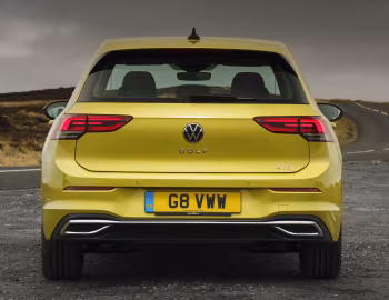 Volkswagen Golf eTSI Style [UK-spec] '2020–pr.