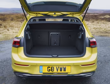 Багажник Volkswagen Golf eTSI Style [UK-spec] '2020–н.в.