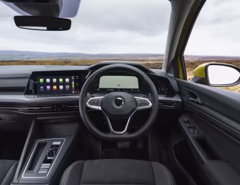 Торпедо Volkswagen Golf eTSI Style [UK-spec] '2020–н.в.