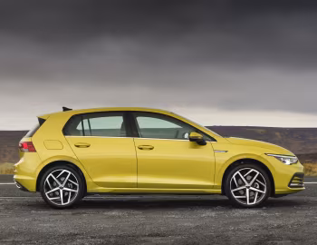 Volkswagen Golf eTSI Style [UK-spec] '2020–pr.