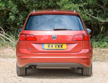 Volkswagen Golf SV [UK-spec] '2014–17