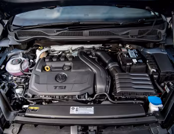 Sous la capuche Volkswagen Golf SV GT [UK-spec] '2018–20