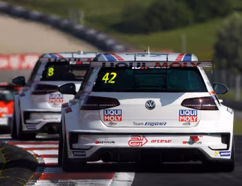 Engstler Motorsport Volkswagen Golf TCR (Typ 5G) '2015