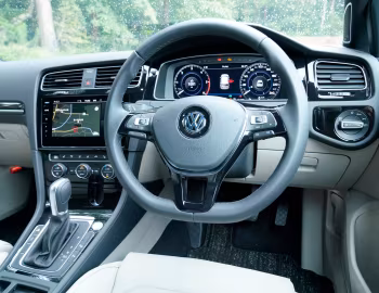 Panel frontal Volkswagen Golf TDI 5-door [Japan] (Typ 5G) '2017–20