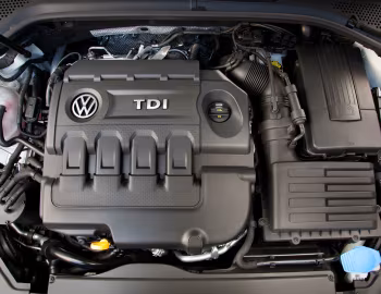 Bajo el capó 2015–17 Volkswagen Golf TDI 5-door [North America] (Typ 5G) '2014–17