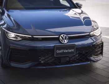 Volkswagen Golf TDI R-Line Variant [Japan] '2025–pr.
