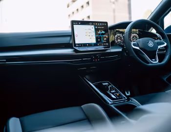 Interior Volkswagen Golf TDI R-Line Variant [Japan] '2025–pr.
