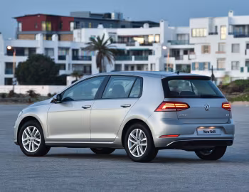 Volkswagen Golf TSI 5-door [South Africa] (Typ 5G) '2017–20