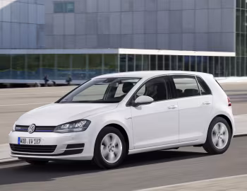 Volkswagen Golf TSI BlueMotion 5-door [Worldwide] (Typ 5G) '2015–17