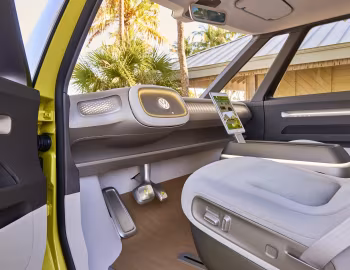 Интерьер Volkswagen I.D. Buzz '01.2017