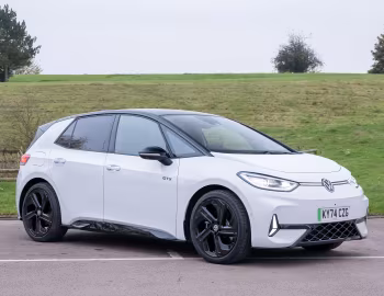 Volkswagen ID.3 GTX [UK-spec] '2024–pr.