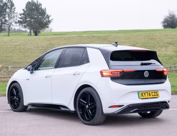 Volkswagen ID.3 GTX [UK-spec] '2024–pr.