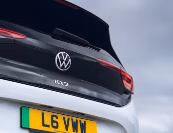 Volkswagen ID.3 Pro S [UK-spec] '2020–23