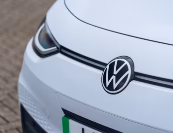 Volkswagen ID.3 Pro S [UK-spec] '2020–23