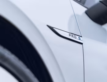 Volkswagen ID.3 Pro S [UK-spec] '2020–23