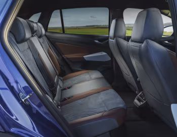 Інтэр'ер Volkswagen ID.4 "1st" [UK-spec] '2021
