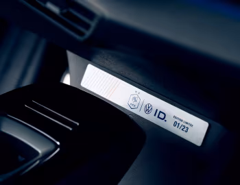 Interior Volkswagen ID.4 "Edition Limitée FFF" [France] '2024
