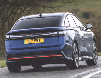 Volkswagen ID.7 [UK-spec] '2024–pr.