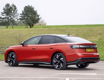 Volkswagen ID.7 GTX [UK-spec] '2024–pr.