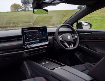 Interior Volkswagen ID.7 GTX [UK-spec] '2024–pr.