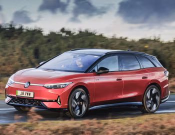 Volkswagen ID.7 GTX Tourer [UK-spec] '2024–pr.