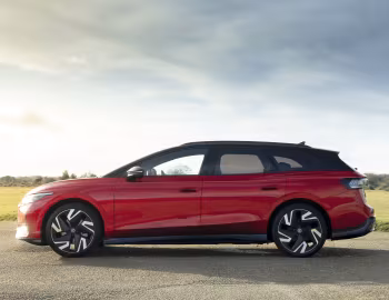 Volkswagen ID.7 GTX Tourer [UK-spec] '2024–pr.