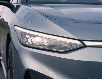Volkswagen ID.7 Tourer Pro [UK-spec] '2024–pr.
